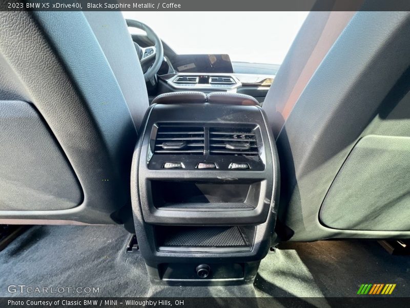 Black Sapphire Metallic / Coffee 2023 BMW X5 xDrive40i