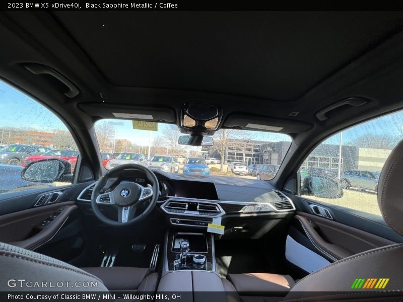 Black Sapphire Metallic / Coffee 2023 BMW X5 xDrive40i