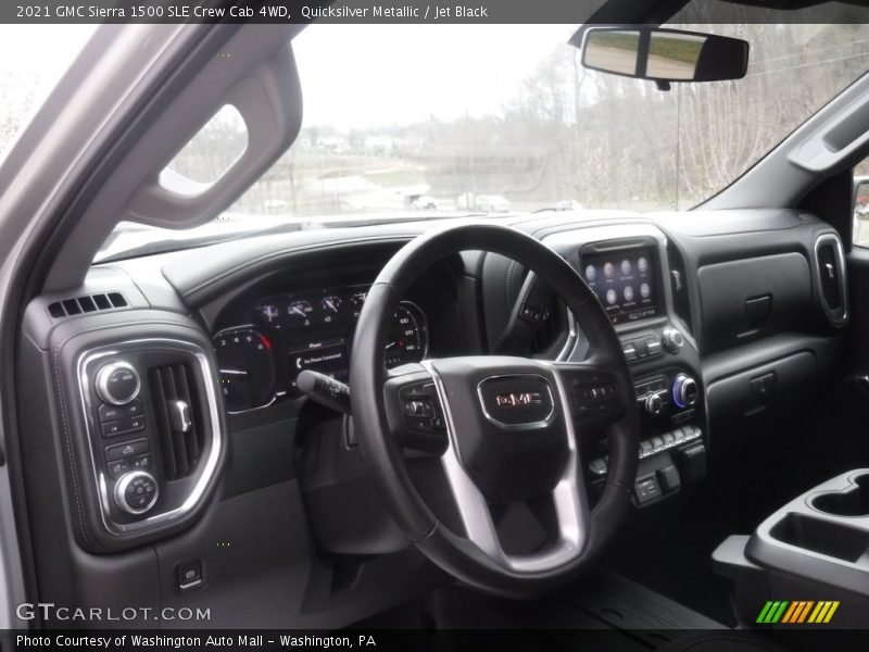Quicksilver Metallic / Jet Black 2021 GMC Sierra 1500 SLE Crew Cab 4WD