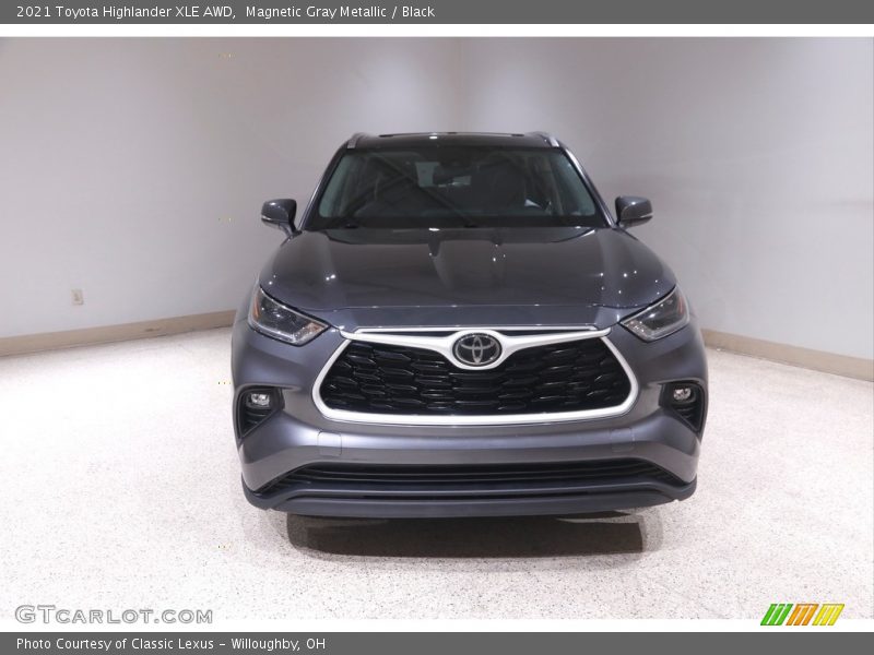 Magnetic Gray Metallic / Black 2021 Toyota Highlander XLE AWD
