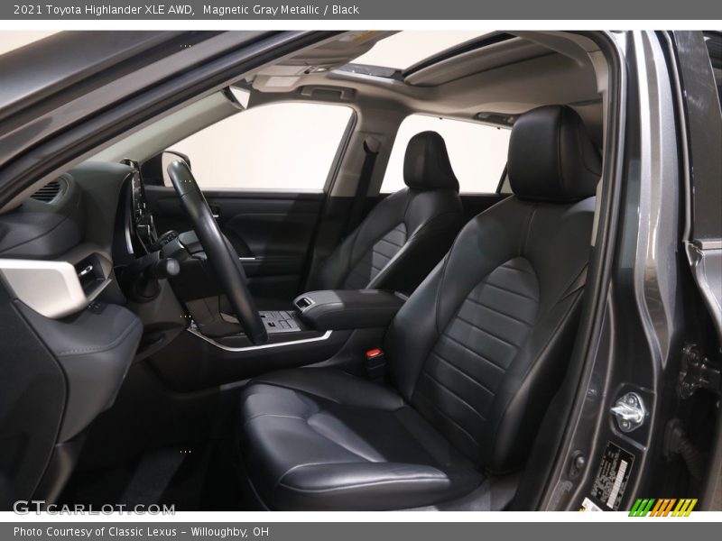 Magnetic Gray Metallic / Black 2021 Toyota Highlander XLE AWD