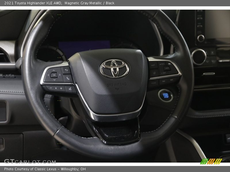 Magnetic Gray Metallic / Black 2021 Toyota Highlander XLE AWD