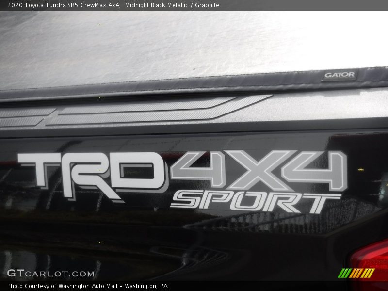 Midnight Black Metallic / Graphite 2020 Toyota Tundra SR5 CrewMax 4x4