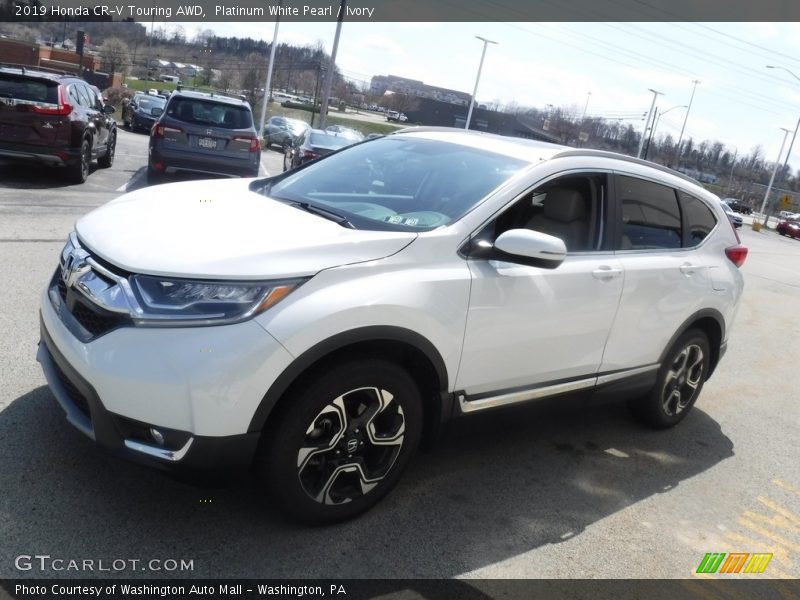 Platinum White Pearl / Ivory 2019 Honda CR-V Touring AWD