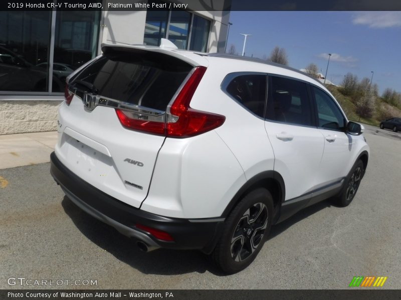 Platinum White Pearl / Ivory 2019 Honda CR-V Touring AWD