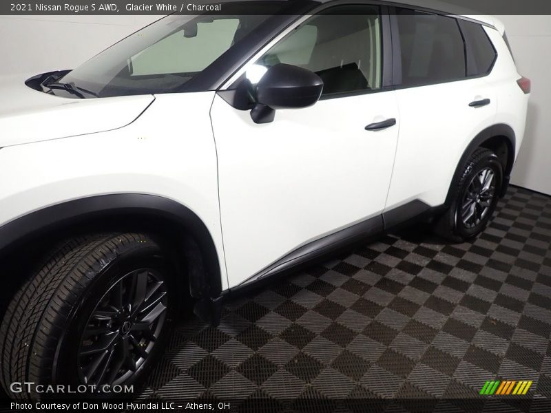 Glacier White / Charcoal 2021 Nissan Rogue S AWD