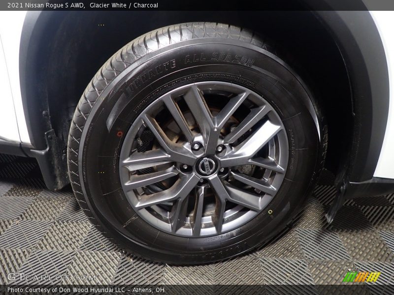 Glacier White / Charcoal 2021 Nissan Rogue S AWD