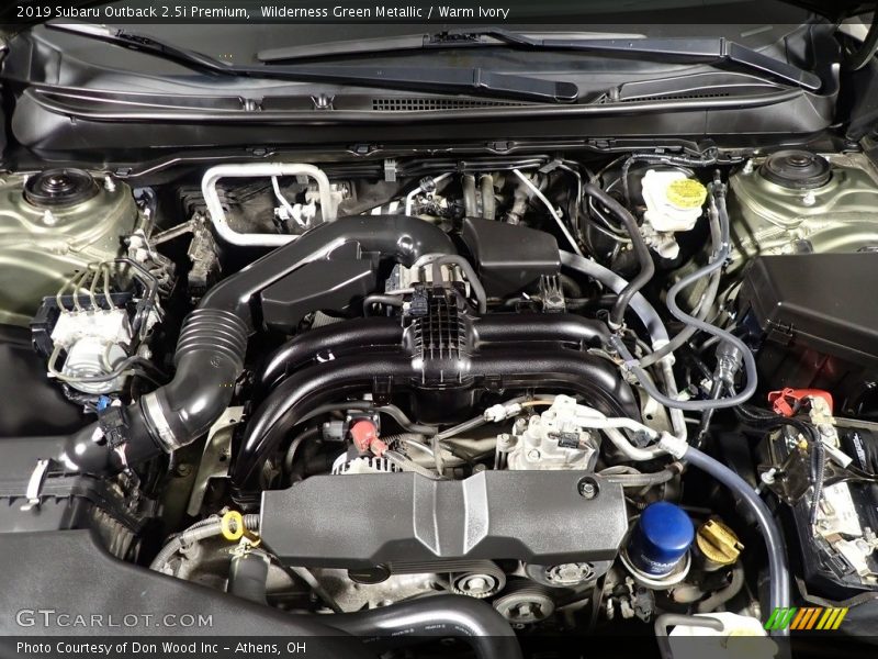 Wilderness Green Metallic / Warm Ivory 2019 Subaru Outback 2.5i Premium