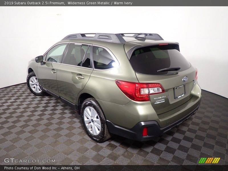 Wilderness Green Metallic / Warm Ivory 2019 Subaru Outback 2.5i Premium