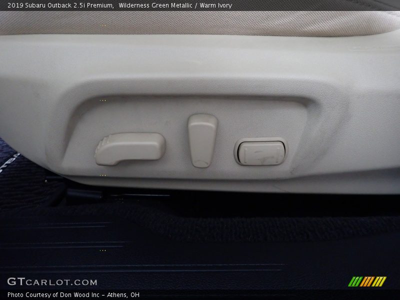 Wilderness Green Metallic / Warm Ivory 2019 Subaru Outback 2.5i Premium