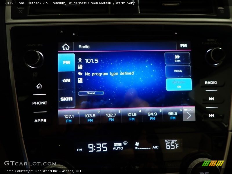 Wilderness Green Metallic / Warm Ivory 2019 Subaru Outback 2.5i Premium