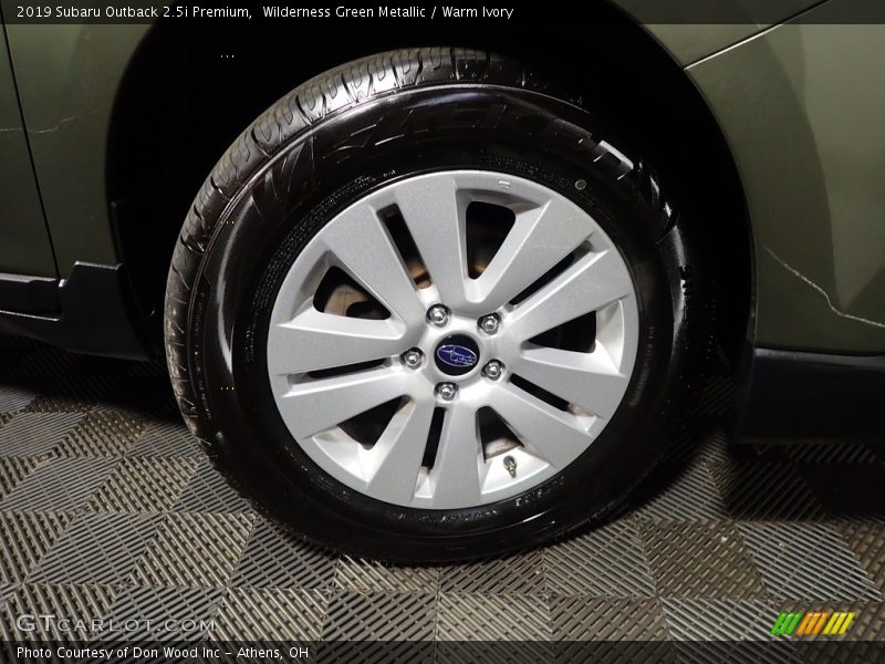Wilderness Green Metallic / Warm Ivory 2019 Subaru Outback 2.5i Premium