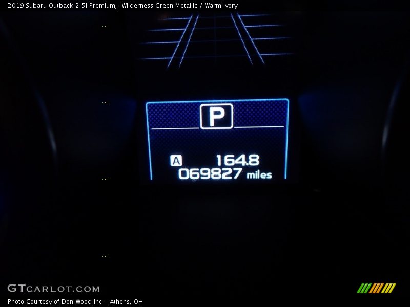 Wilderness Green Metallic / Warm Ivory 2019 Subaru Outback 2.5i Premium