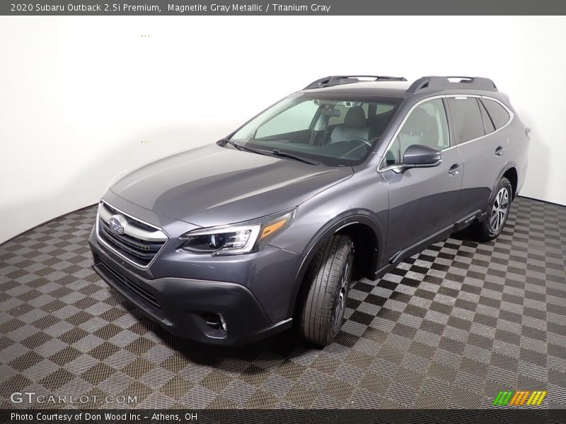 Magnetite Gray Metallic / Titanium Gray 2020 Subaru Outback 2.5i Premium
