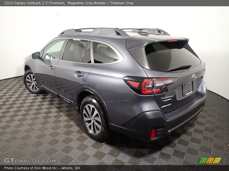 Magnetite Gray Metallic / Titanium Gray 2020 Subaru Outback 2.5i Premium