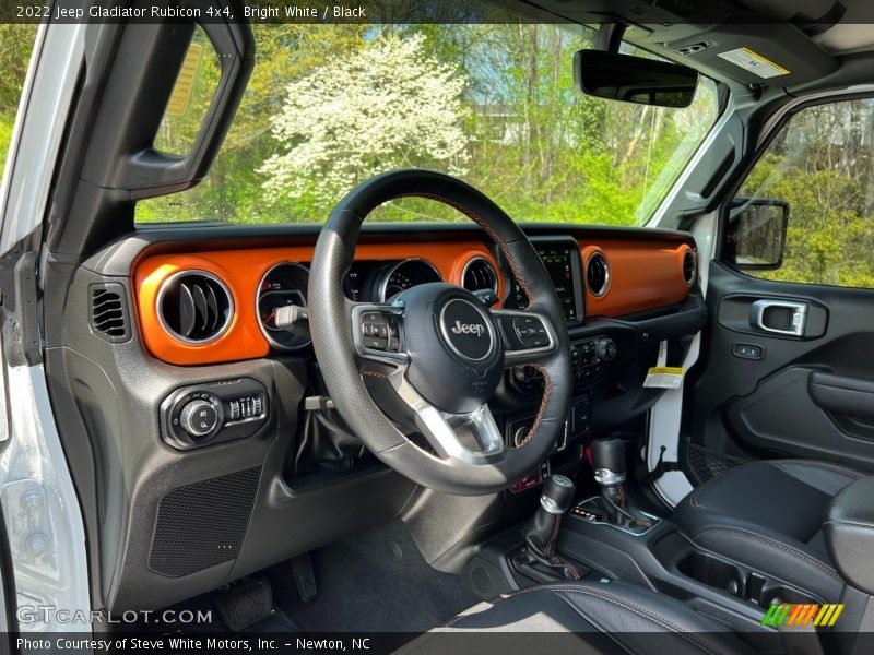 Bright White / Black 2022 Jeep Gladiator Rubicon 4x4