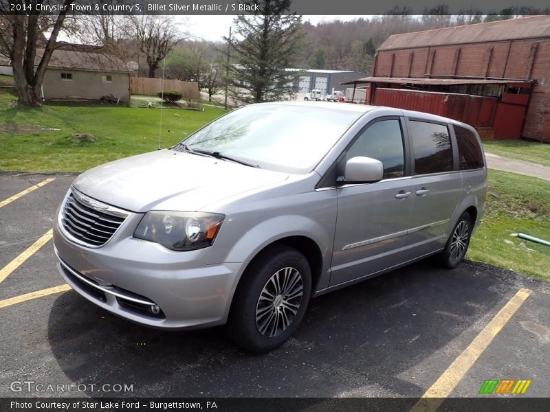 Billet Silver Metallic / S Black 2014 Chrysler Town & Country S