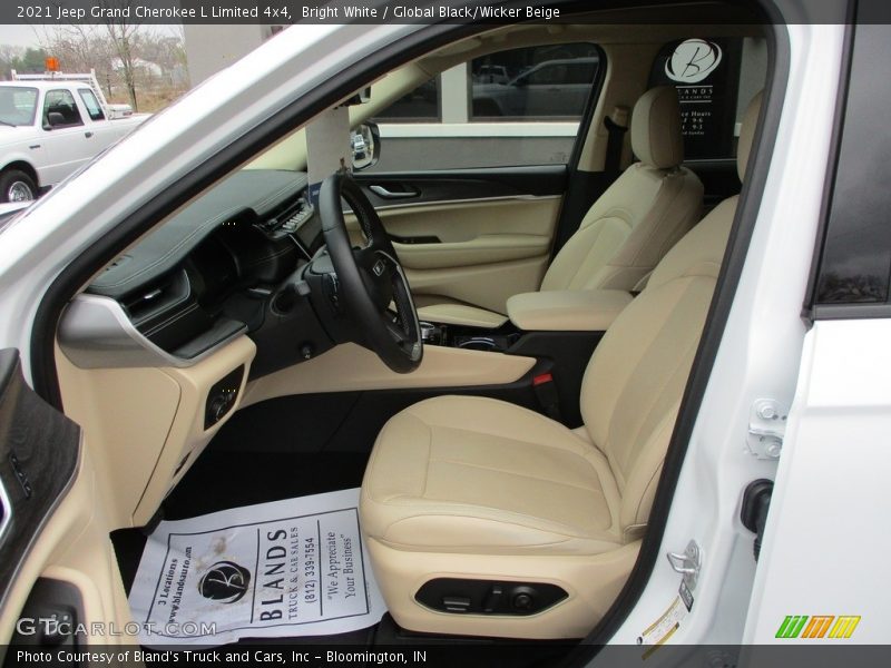 Front Seat of 2021 Grand Cherokee L Limited 4x4
