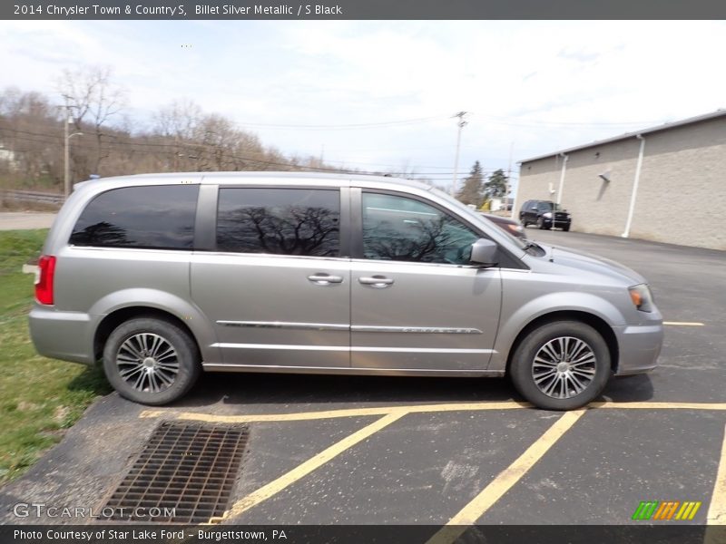 Billet Silver Metallic / S Black 2014 Chrysler Town & Country S