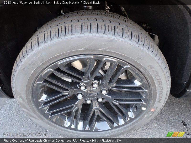 Baltic Gray Metallic / Global Black 2023 Jeep Wagoneer Series II 4x4