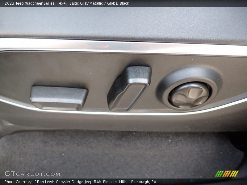 Baltic Gray Metallic / Global Black 2023 Jeep Wagoneer Series II 4x4
