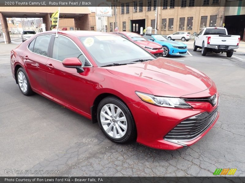 Ruby Flare Pearl / Black 2020 Toyota Camry LE