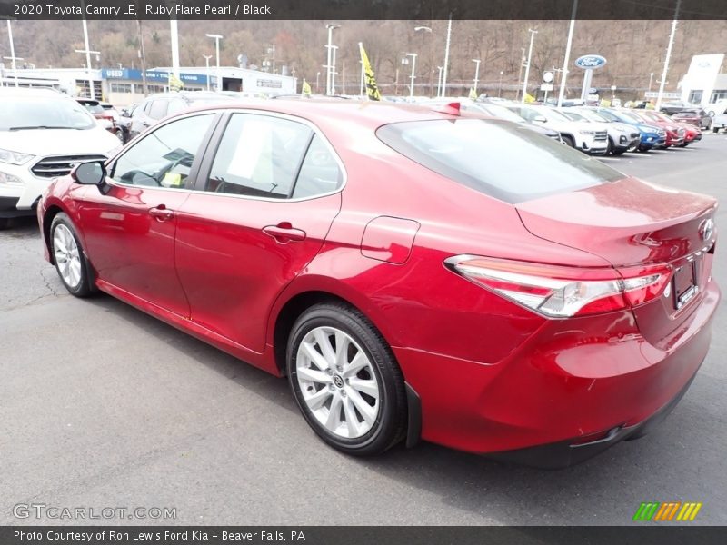 Ruby Flare Pearl / Black 2020 Toyota Camry LE