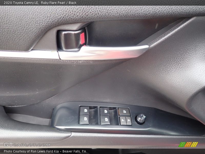 Ruby Flare Pearl / Black 2020 Toyota Camry LE