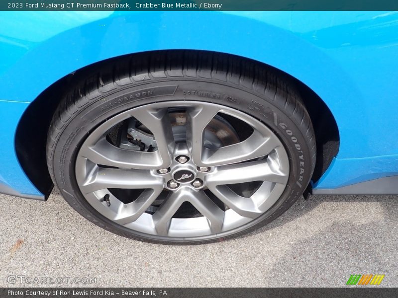 Grabber Blue Metallic / Ebony 2023 Ford Mustang GT Premium Fastback