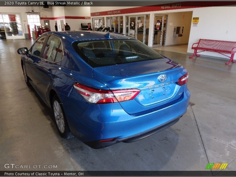 Blue Streak Metallic / Black 2020 Toyota Camry LE