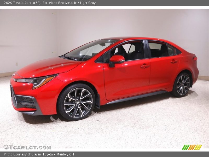 Barcelona Red Metallic / Light Gray 2020 Toyota Corolla SE