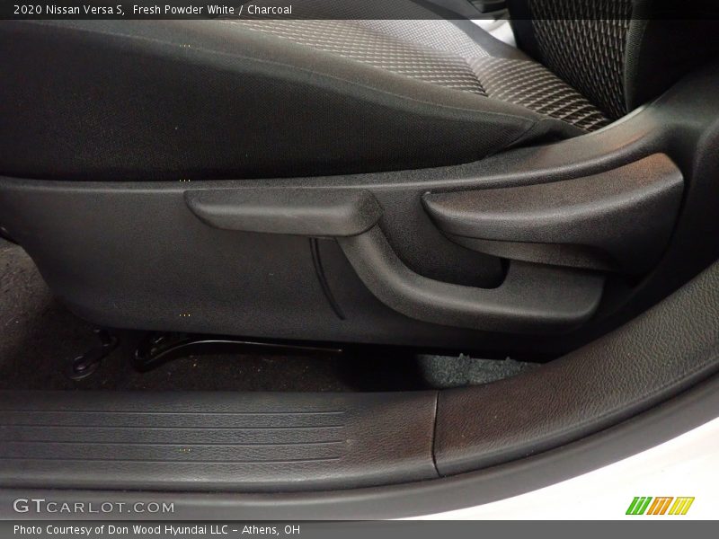 Fresh Powder White / Charcoal 2020 Nissan Versa S