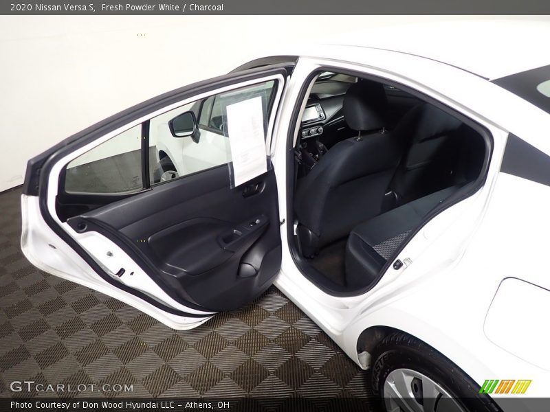 Fresh Powder White / Charcoal 2020 Nissan Versa S