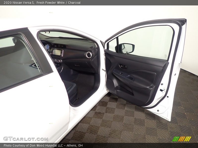 Fresh Powder White / Charcoal 2020 Nissan Versa S