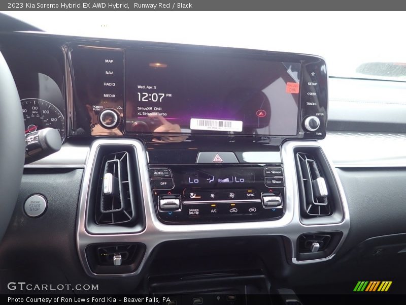 Controls of 2023 Sorento Hybrid EX AWD Hybrid