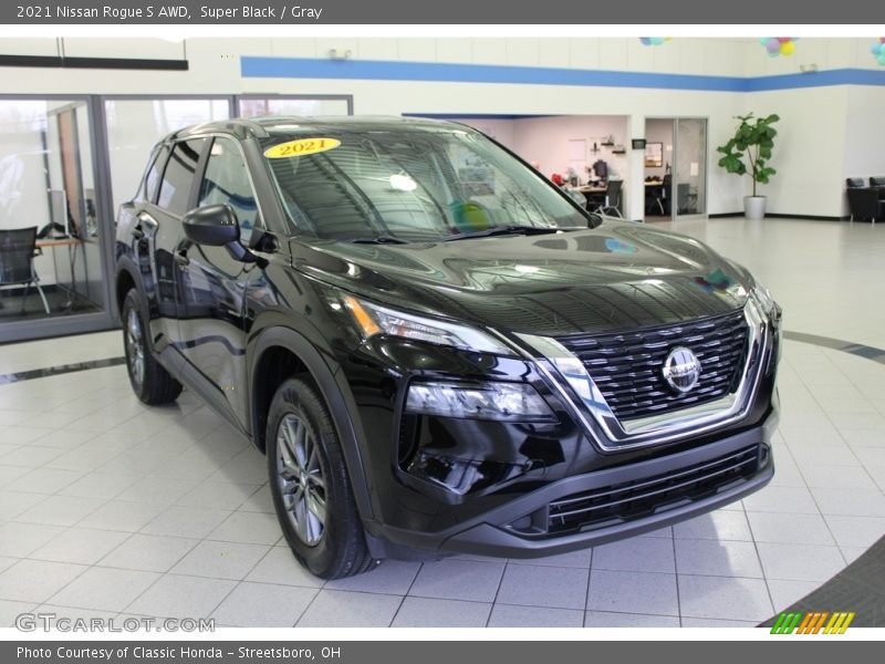 Super Black / Gray 2021 Nissan Rogue S AWD