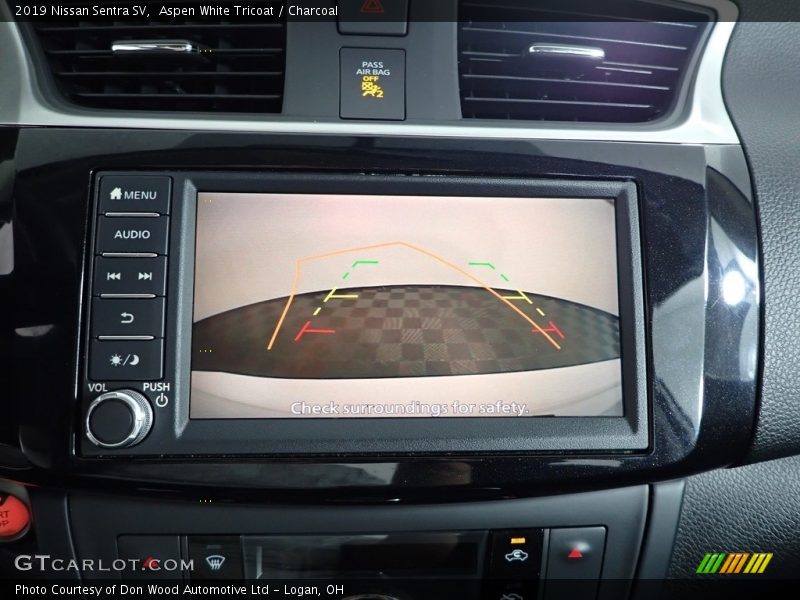Aspen White Tricoat / Charcoal 2019 Nissan Sentra SV