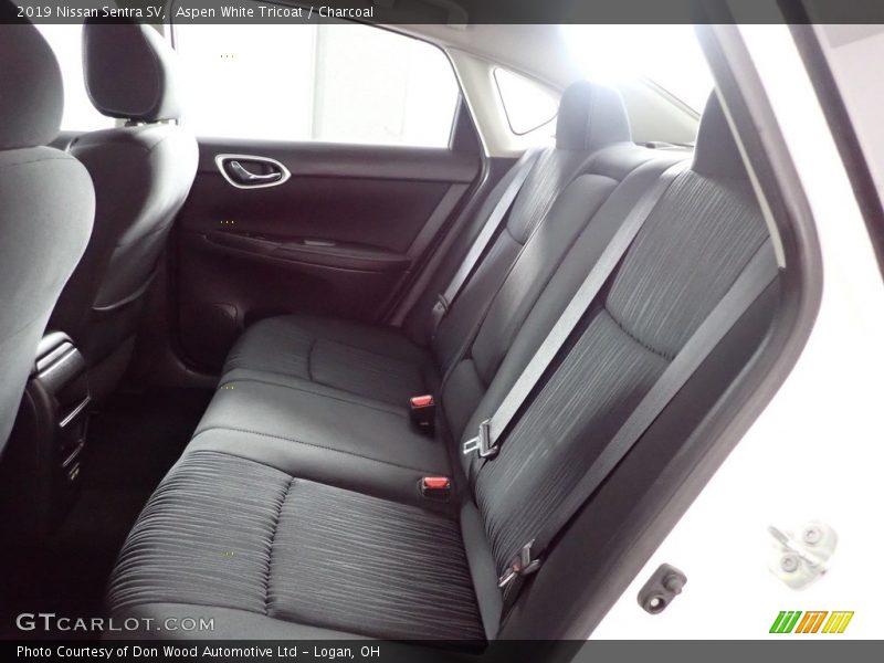 Aspen White Tricoat / Charcoal 2019 Nissan Sentra SV