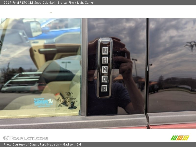 Bronze Fire / Light Camel 2017 Ford F150 XLT SuperCab 4x4