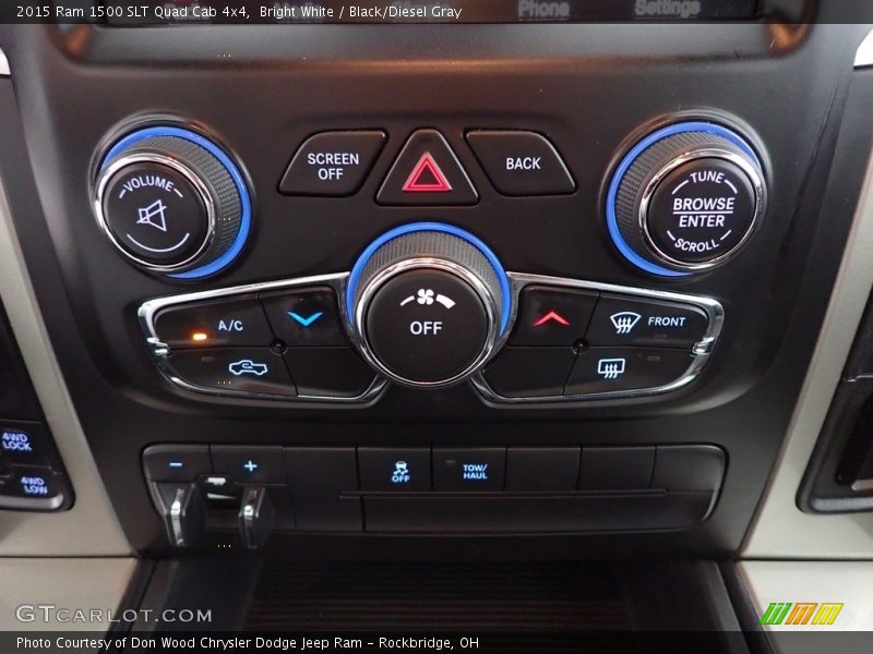 Bright White / Black/Diesel Gray 2015 Ram 1500 SLT Quad Cab 4x4