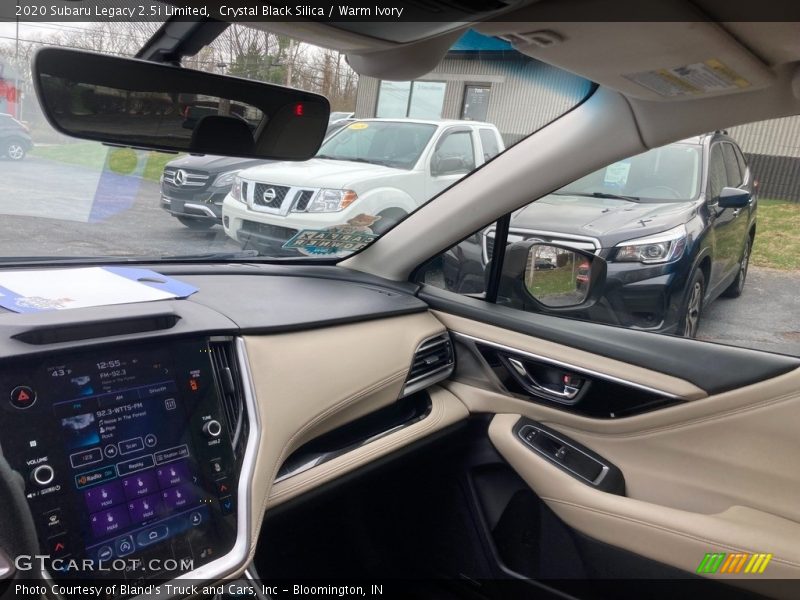 Crystal Black Silica / Warm Ivory 2020 Subaru Legacy 2.5i Limited