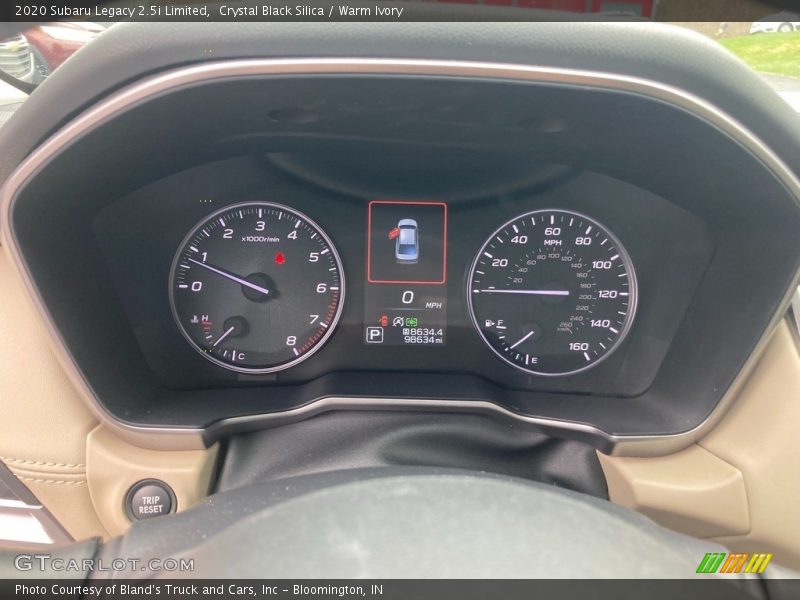 Crystal Black Silica / Warm Ivory 2020 Subaru Legacy 2.5i Limited