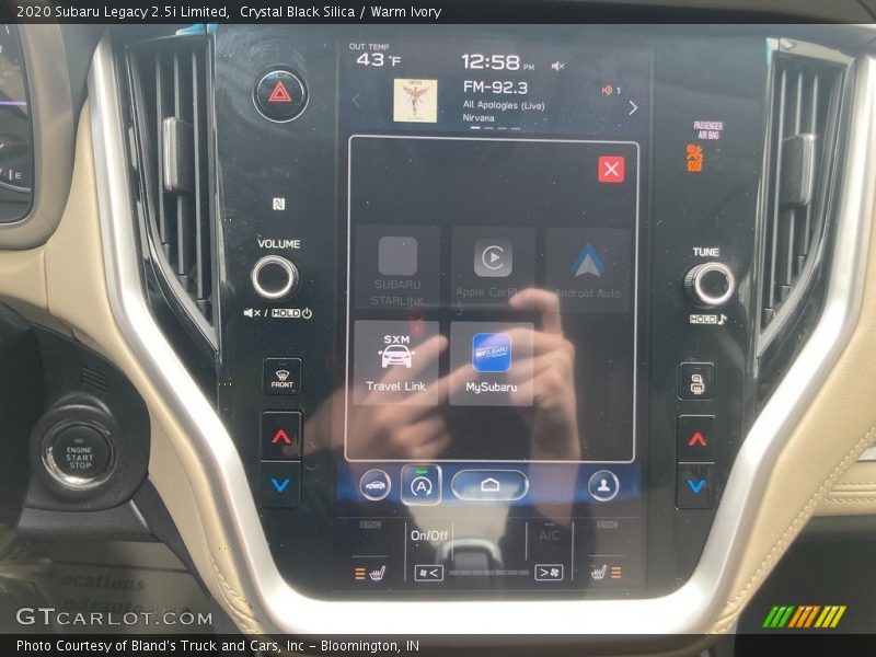 Crystal Black Silica / Warm Ivory 2020 Subaru Legacy 2.5i Limited