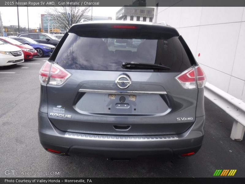 Gun Metallic / Charcoal 2015 Nissan Rogue SV AWD