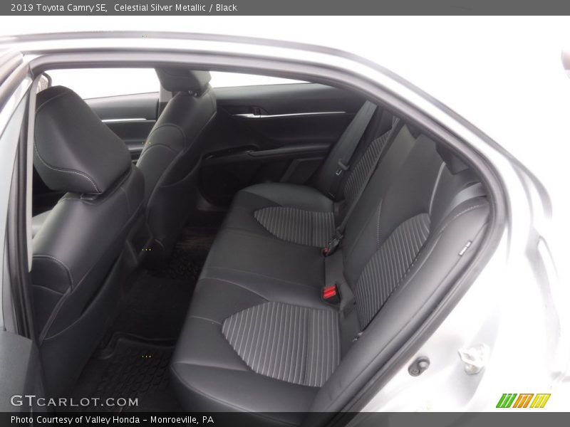 Celestial Silver Metallic / Black 2019 Toyota Camry SE