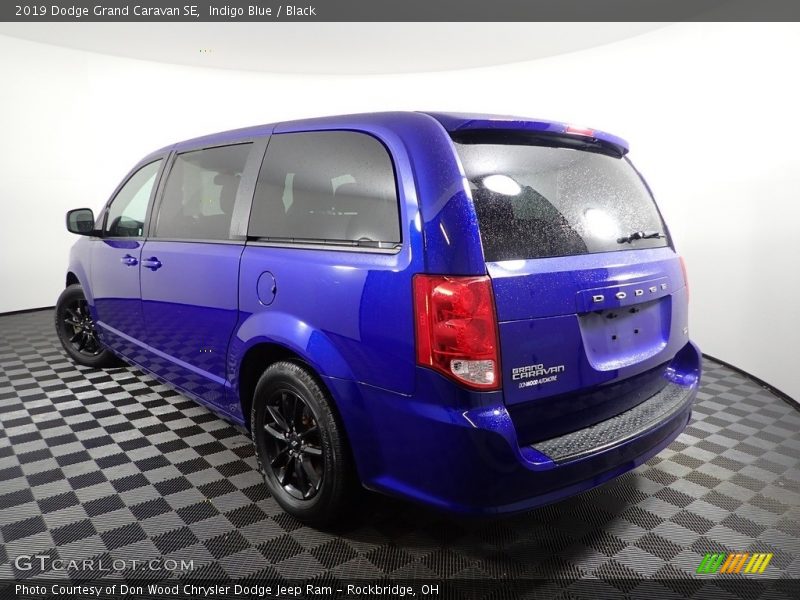 Indigo Blue / Black 2019 Dodge Grand Caravan SE