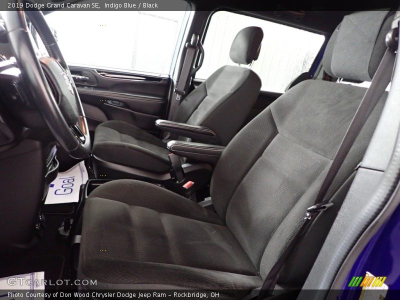 Indigo Blue / Black 2019 Dodge Grand Caravan SE