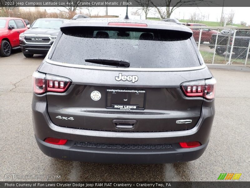 Granite Crystal Metallic / Black 2023 Jeep Compass Latitude Lux 4x4