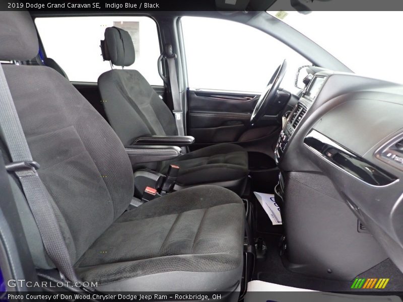 Indigo Blue / Black 2019 Dodge Grand Caravan SE