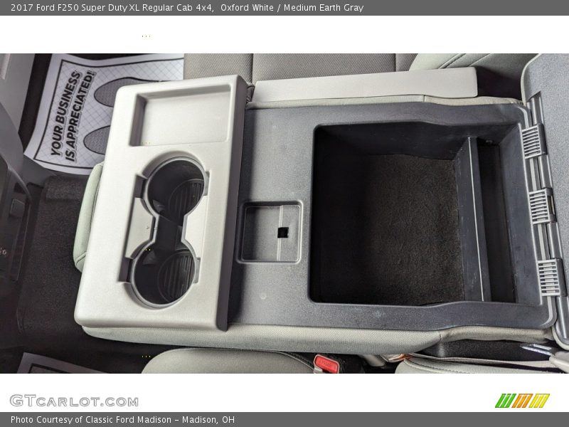 Oxford White / Medium Earth Gray 2017 Ford F250 Super Duty XL Regular Cab 4x4